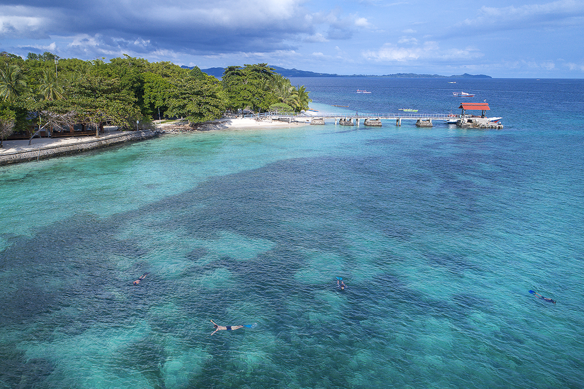 Snorkeling at Gangga Island