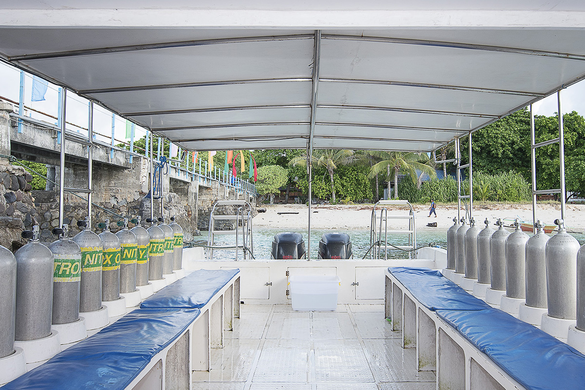 Dive Boat at Gangga Island Resort & Spa